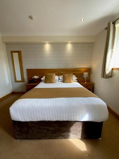 Victoria Hotel Kirkcaldy Esterno foto