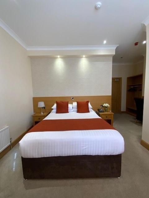 Victoria Hotel Kirkcaldy Esterno foto